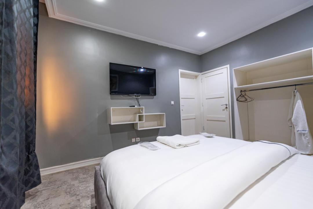 Villa Magnum 두알라 외부 사진